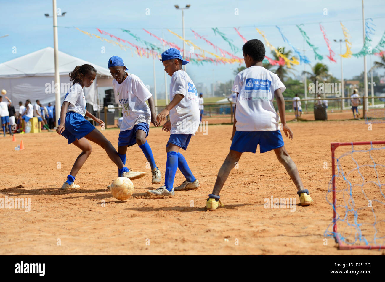 Événement de soccer pour les enfants et les jeunes des quartiers pauvres, Festival da Bola, projet social de la Deutsche Banque D'Images