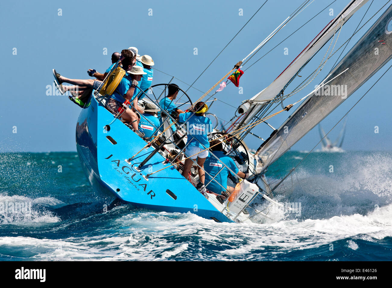 Frers 43 Jaguar 'gîte' dans le vent pendant le Festival à la Grenade, dans les Caraïbes, en janvier 2010. Banque D'Images