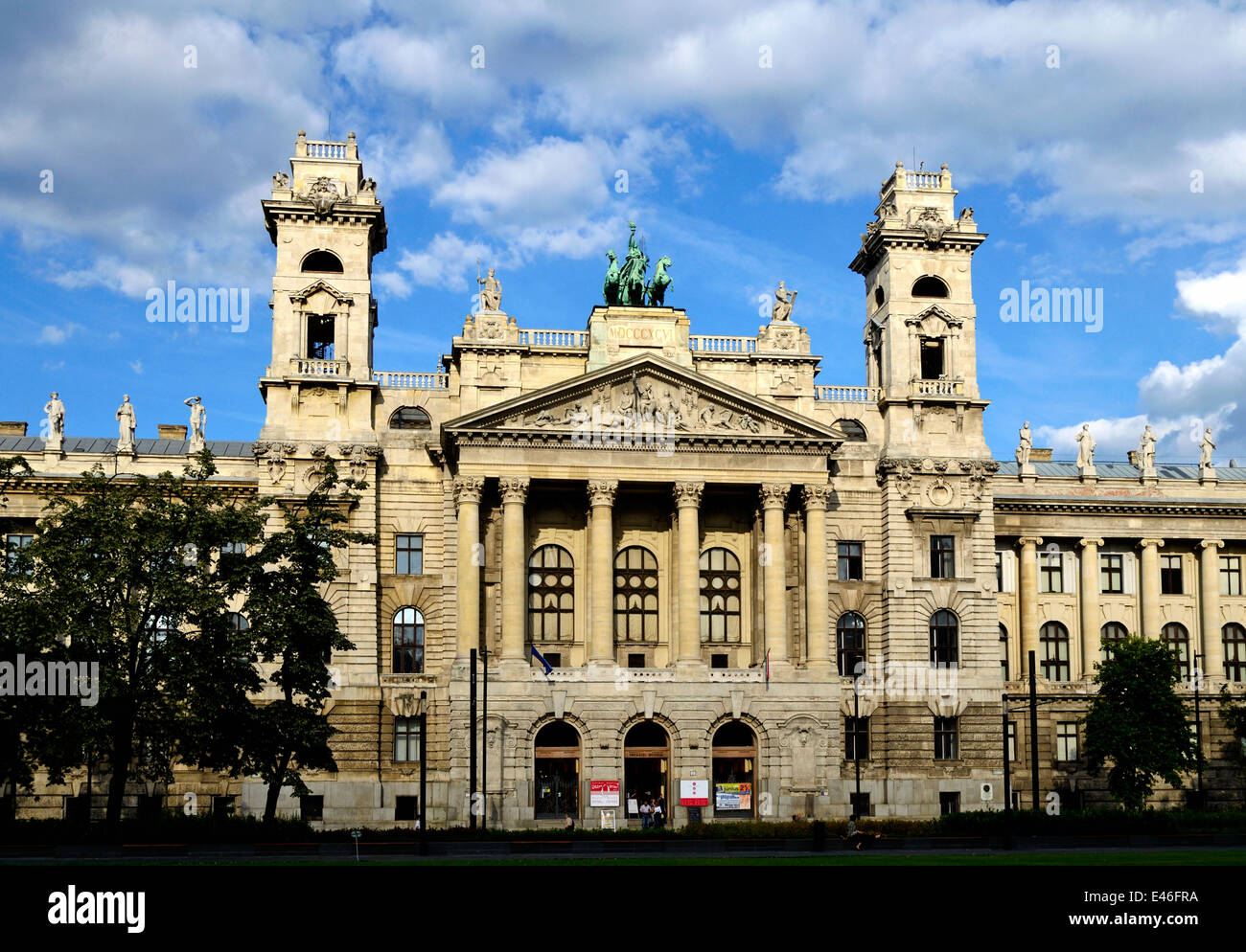 Hongrie Budapest Place Kossuth Lajos musée ethnographique Banque D'Images