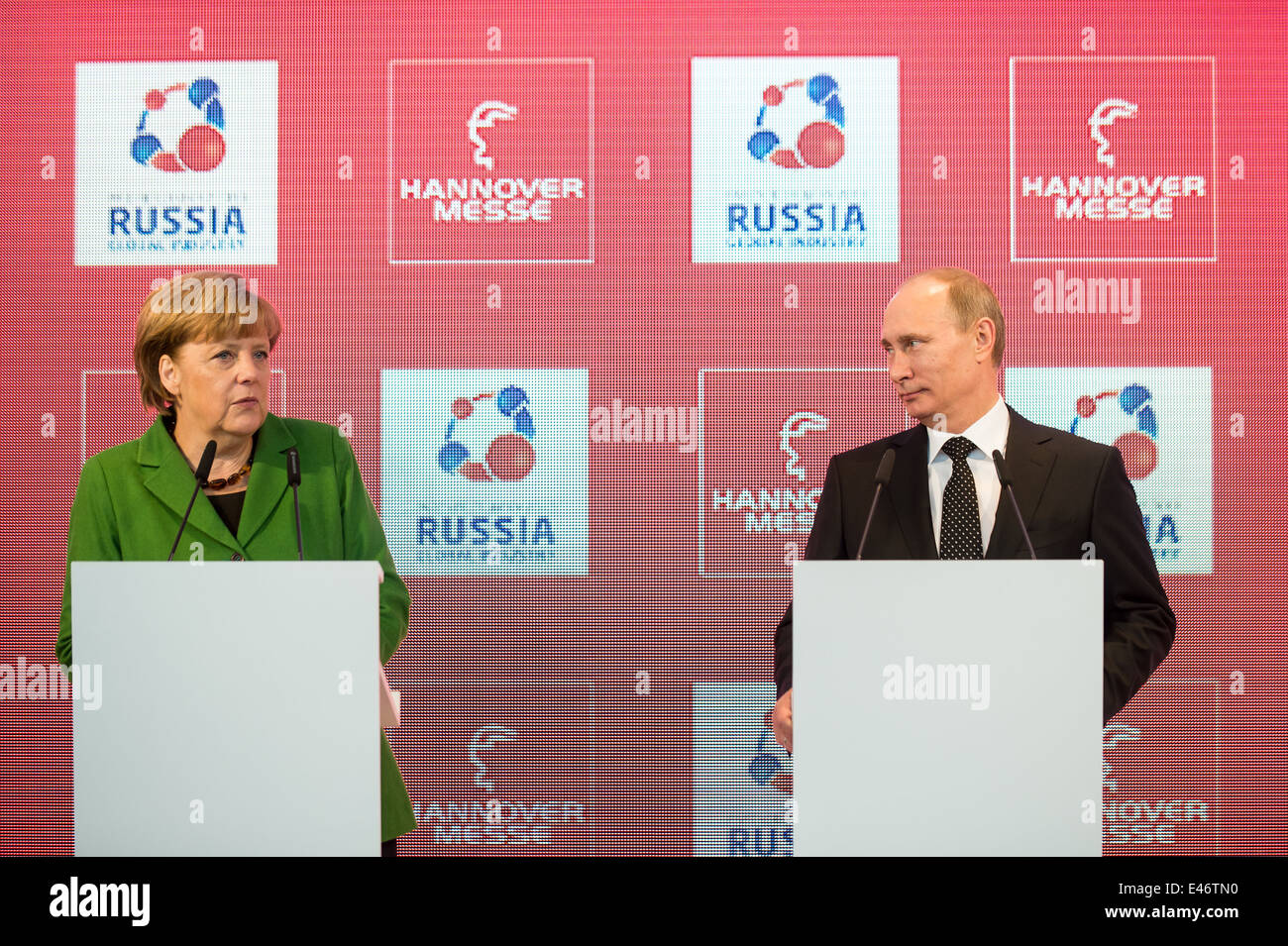 Berlin, Allemagne, Angela Merkel et Vladimir Poutine à la Hannover Messe Banque D'Images