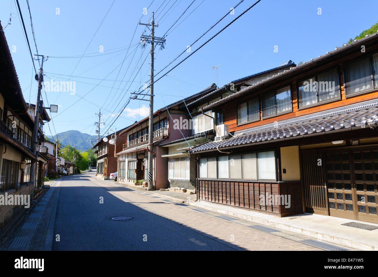 Komaba vieille rue commerçante de Achi village, le sud de Nagano, Japon Banque D'Images