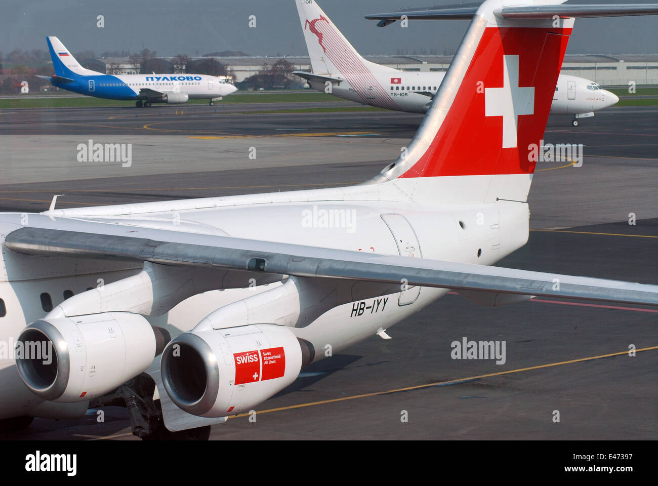 L'aéroport de Prague, AVRO RJ 100 avion de ligne de Swiss International Air Lines Banque D'Images