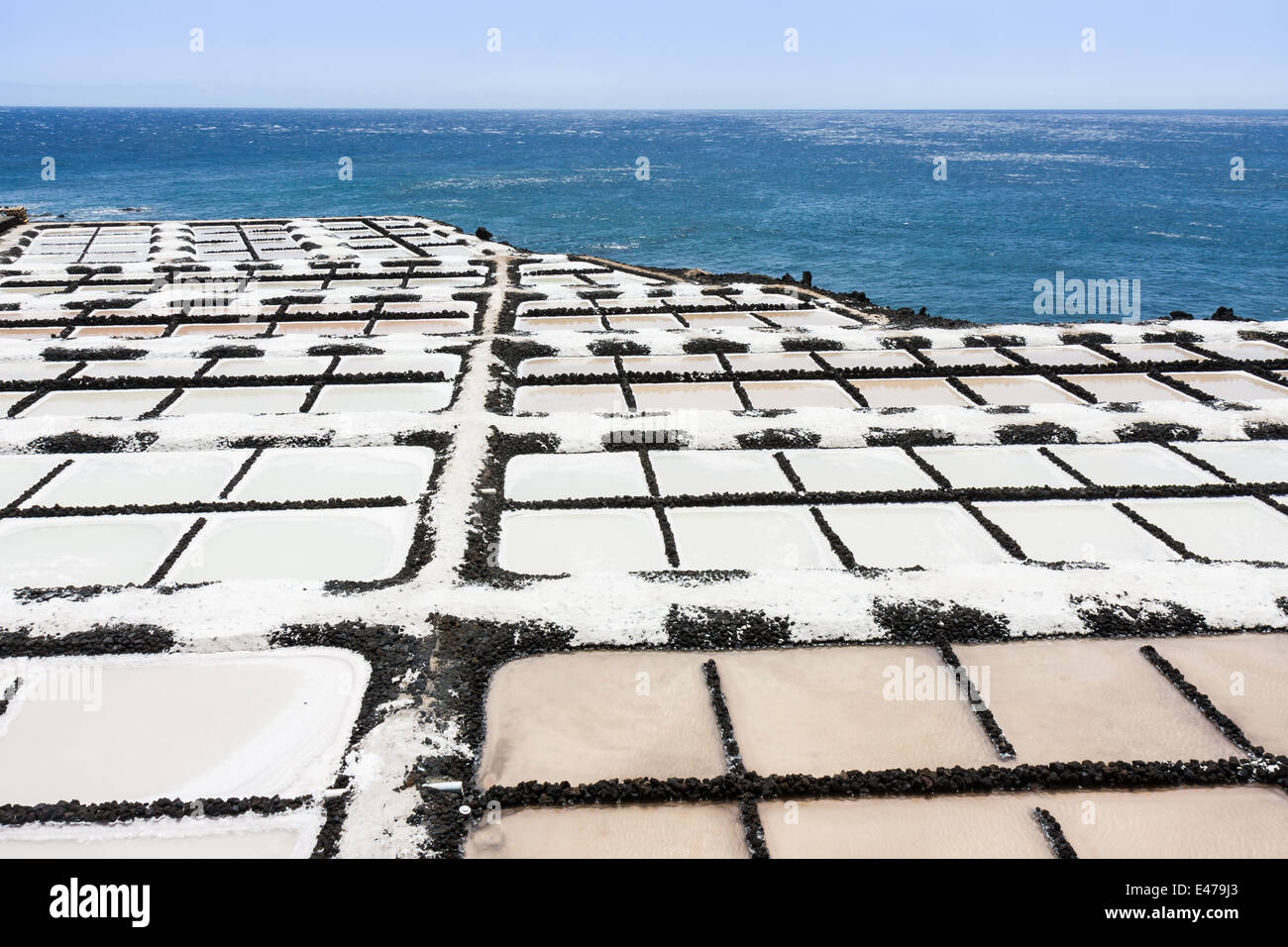 L'extraction de sel de l'océan Atlantique jusqu'à La Palma, Îles Canaries Banque D'Images