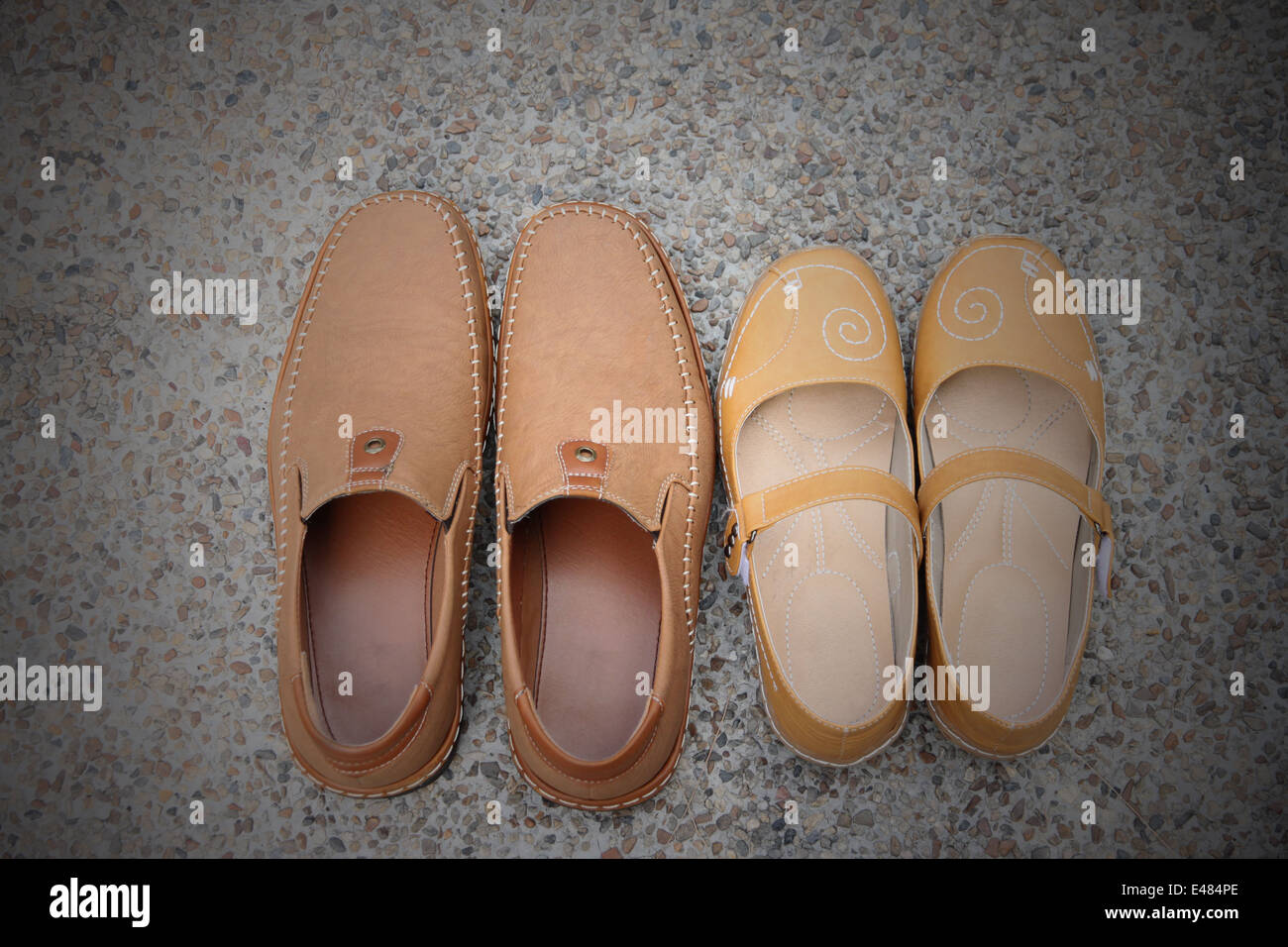 Chaussures en cuir Banque de photographies et d'images à haute résolution -  Alamy