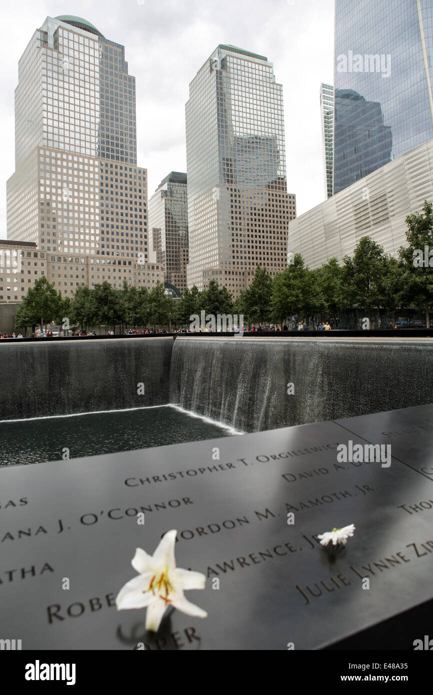 Le 11 septembre 2001 au World Trade Center Memorial, Ground Zero, New York Banque D'Images