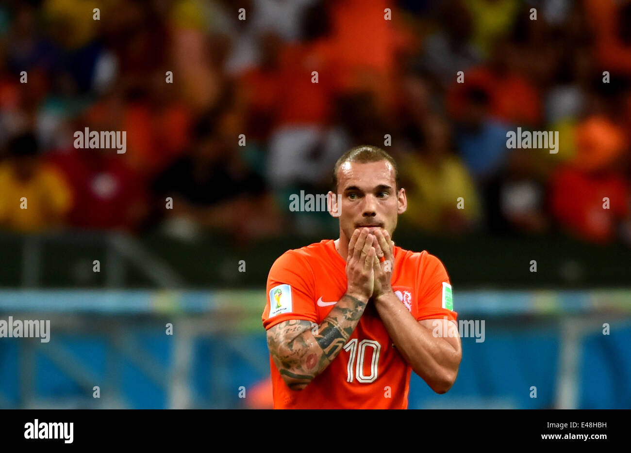 Salvador, Brésil. 5 juillet, 2014. Wesley Sneijder Pays-bas' réagit après avoir raté une chance pendant un quart de finale match entre les Pays-Bas et le Costa Rica de la Coupe du Monde FIFA 2014 à l'Arena Fonte Nova Stadium à Salvador, Brésil, le 5 juillet 2014. Credit : Guo Yong/Xinhua/Alamy Live News Banque D'Images