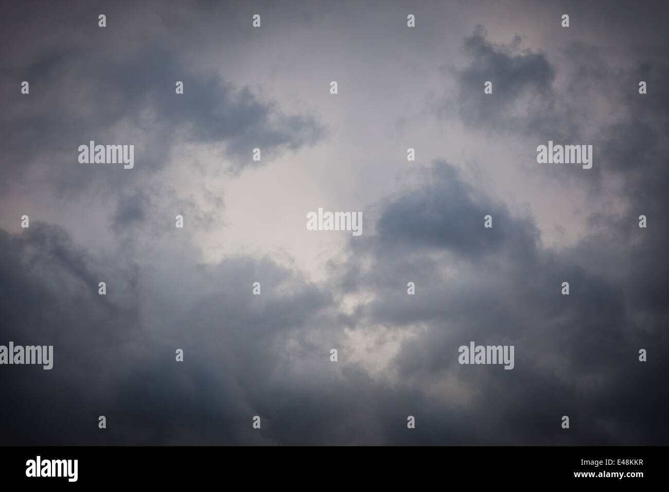 Contexte naturel : ciel d'orage Banque D'Images