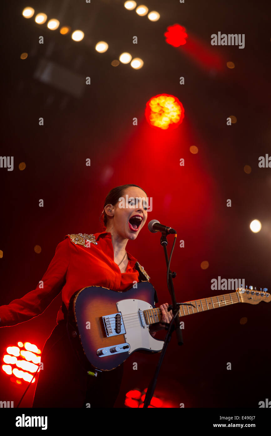 Anna Calvi à Glastonbury Festival 2014 Banque D'Images