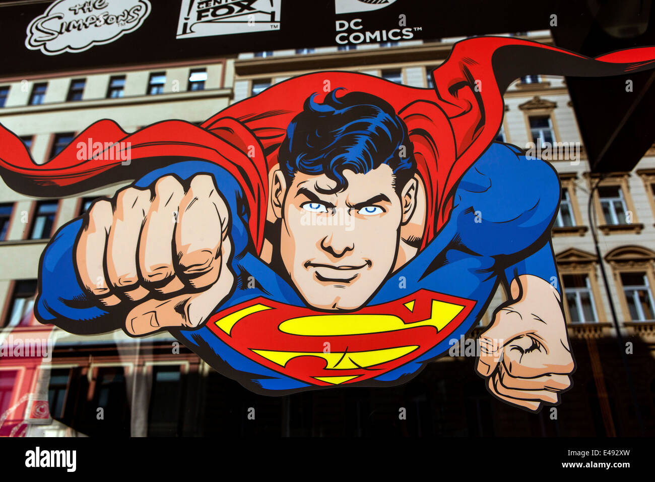 La bande dessinée Superman à Prague, l'affichage de la fenêtre de magasin, République Tchèque Banque D'Images