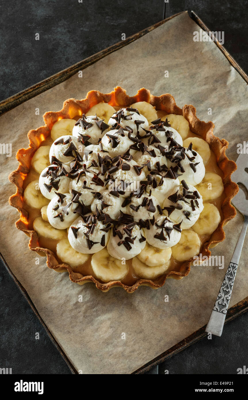 Banoffee pie. La banane, caramel et crème dessert. Banque D'Images