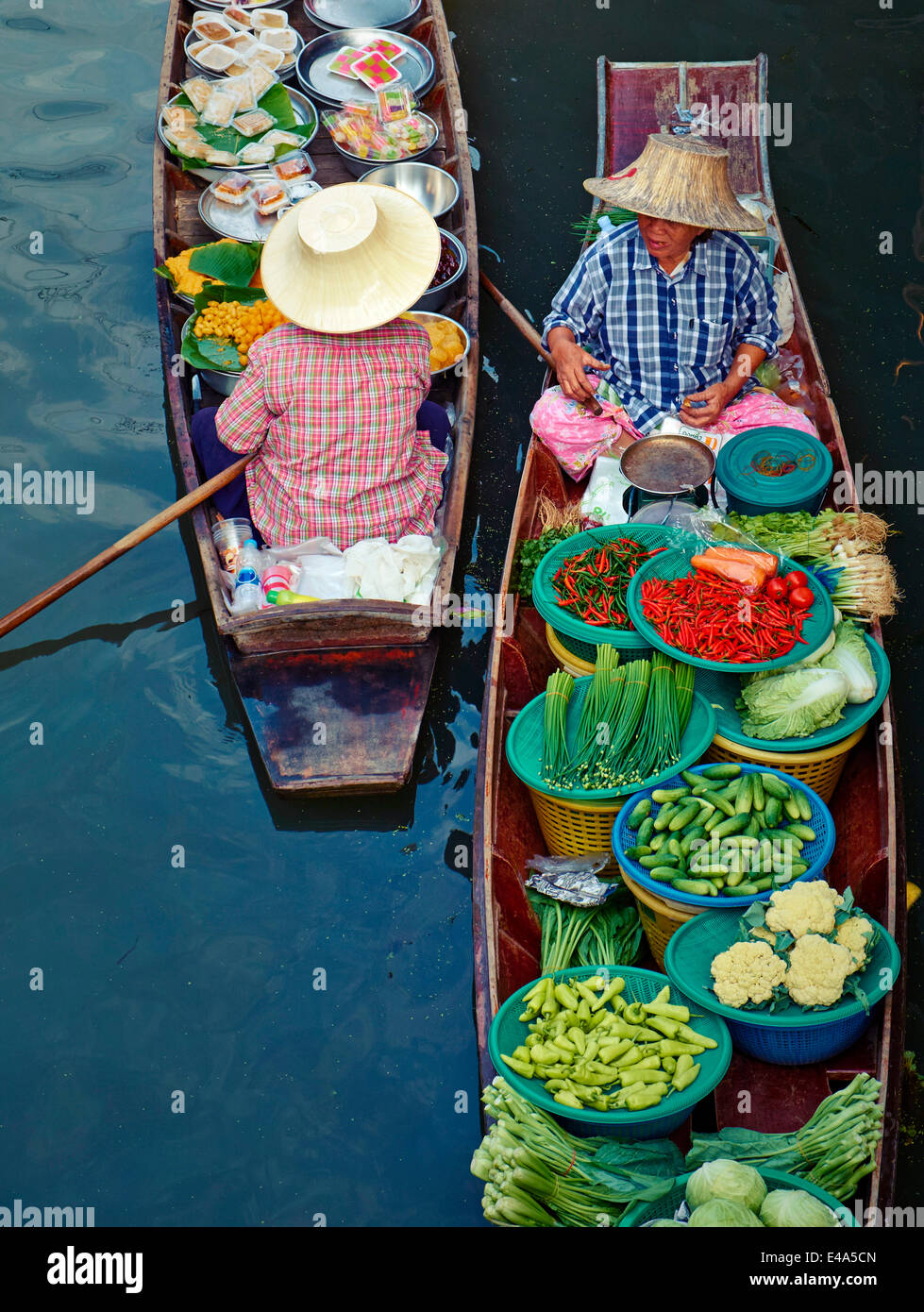 Marché flottant de Damnoen Saduak,, la province de Ratchaburi, Thaïlande, Asie du Sud, Asie Banque D'Images