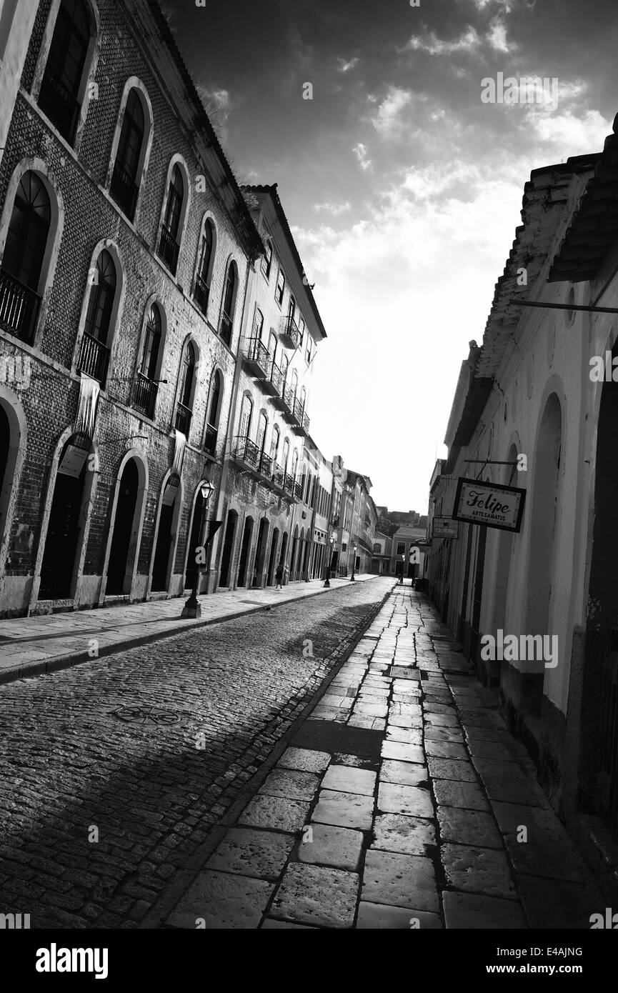 SAO LUIS, BRÉSIL - 02 octobre 2013 : Portrait de la Rua Portugal, une rue connue pour l'architecture coloniale portugaise traditionnelle Banque D'Images
