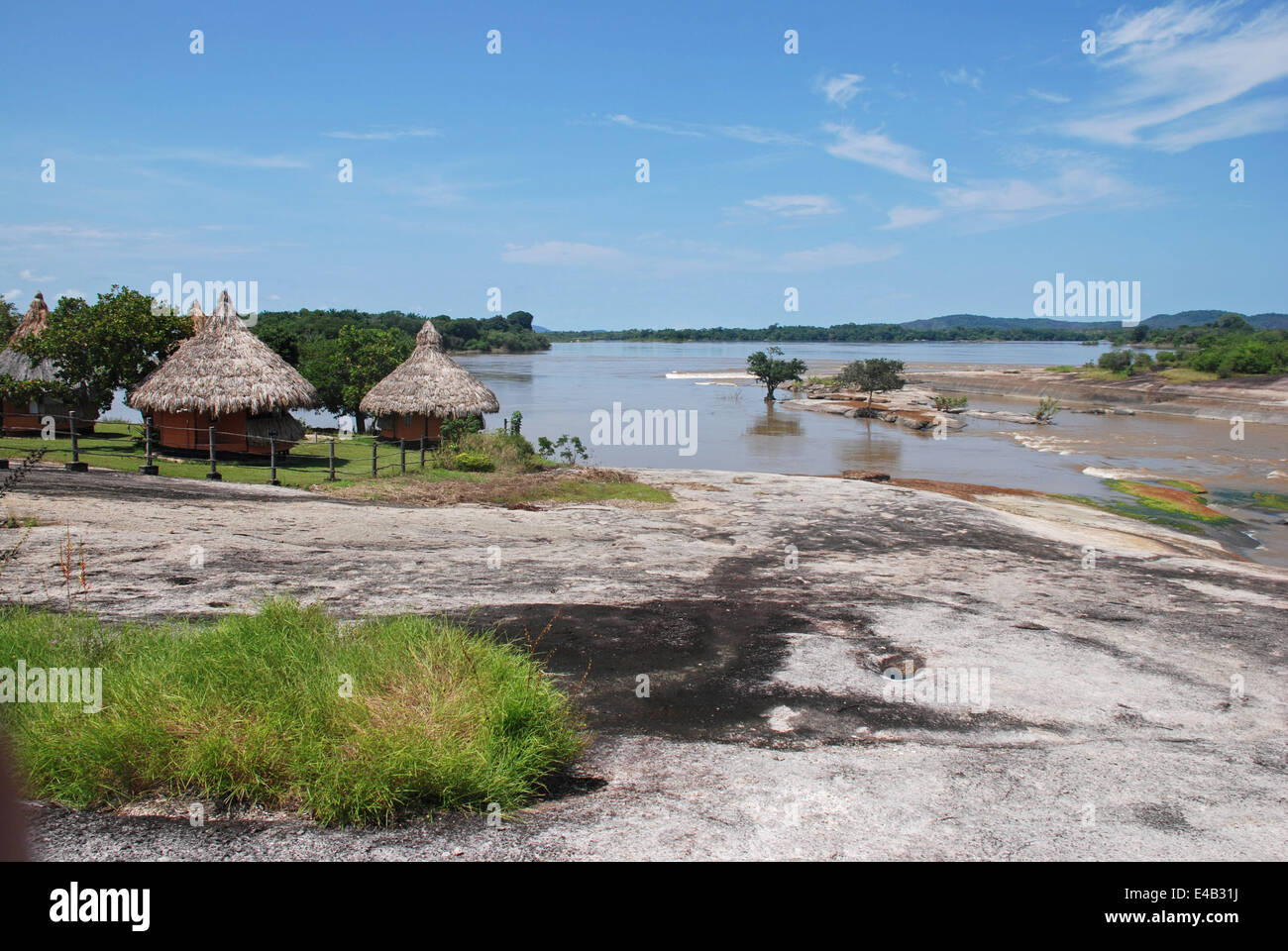 Rives de l'Orénoque, près de Puerto Ayacucho, Venezuela Banque D'Images