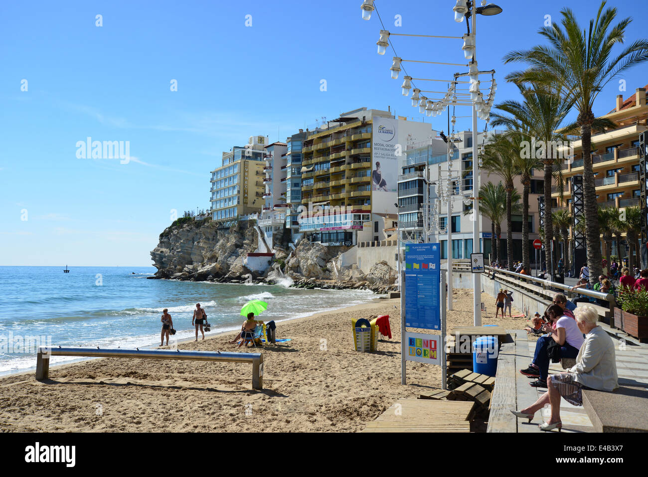 Playa de Levante, Benidorm, Costa Blanca, Alicante Province, Royaume d'Espagne Banque D'Images