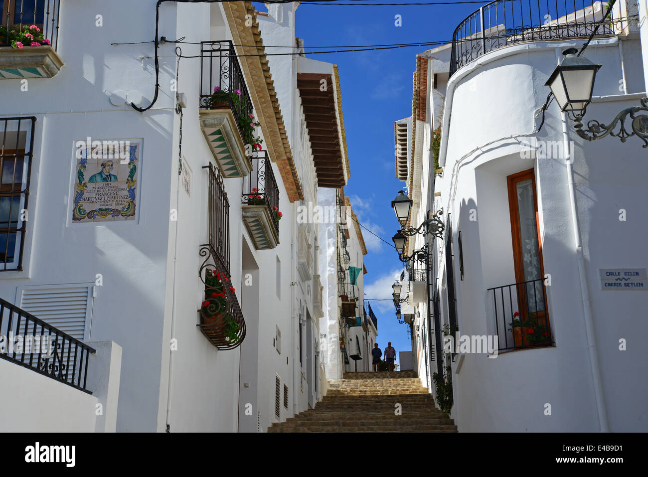 Ruelle de la vieille ville, Altea, Costa Blanca, Alicante Province, Royaume d'Espagne Banque D'Images