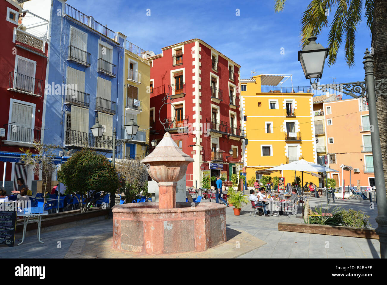Restaurants en bord de mer, La Vila Joiosa (Villajoyosa), Costa Blanca, Alicante Province, Royaume d'Espagne Banque D'Images