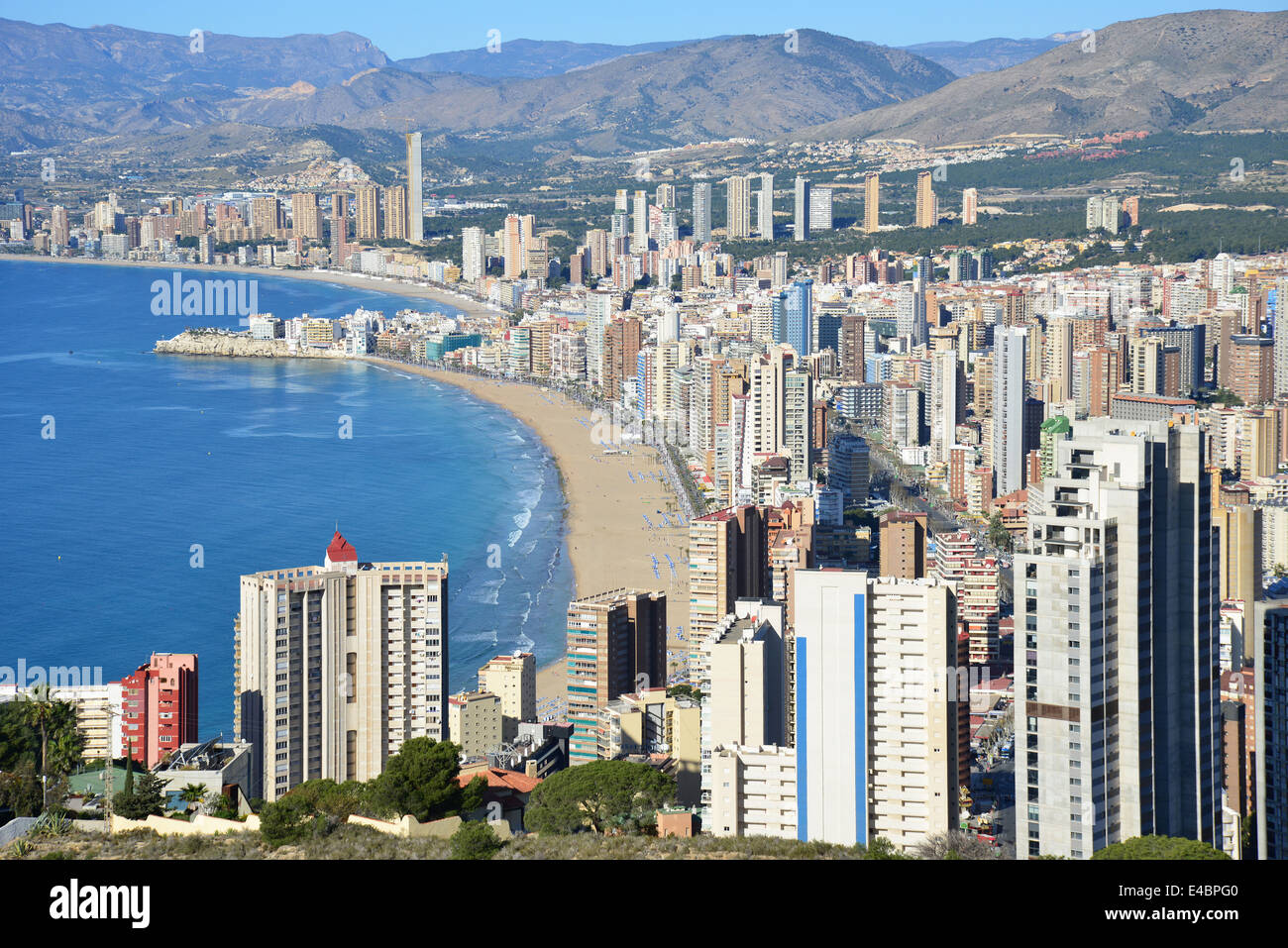 Avis de recours de La Cruz de Benidorm, Benidorm, Costa Blanca, Alicante Province, Royaume d'Espagne Banque D'Images
