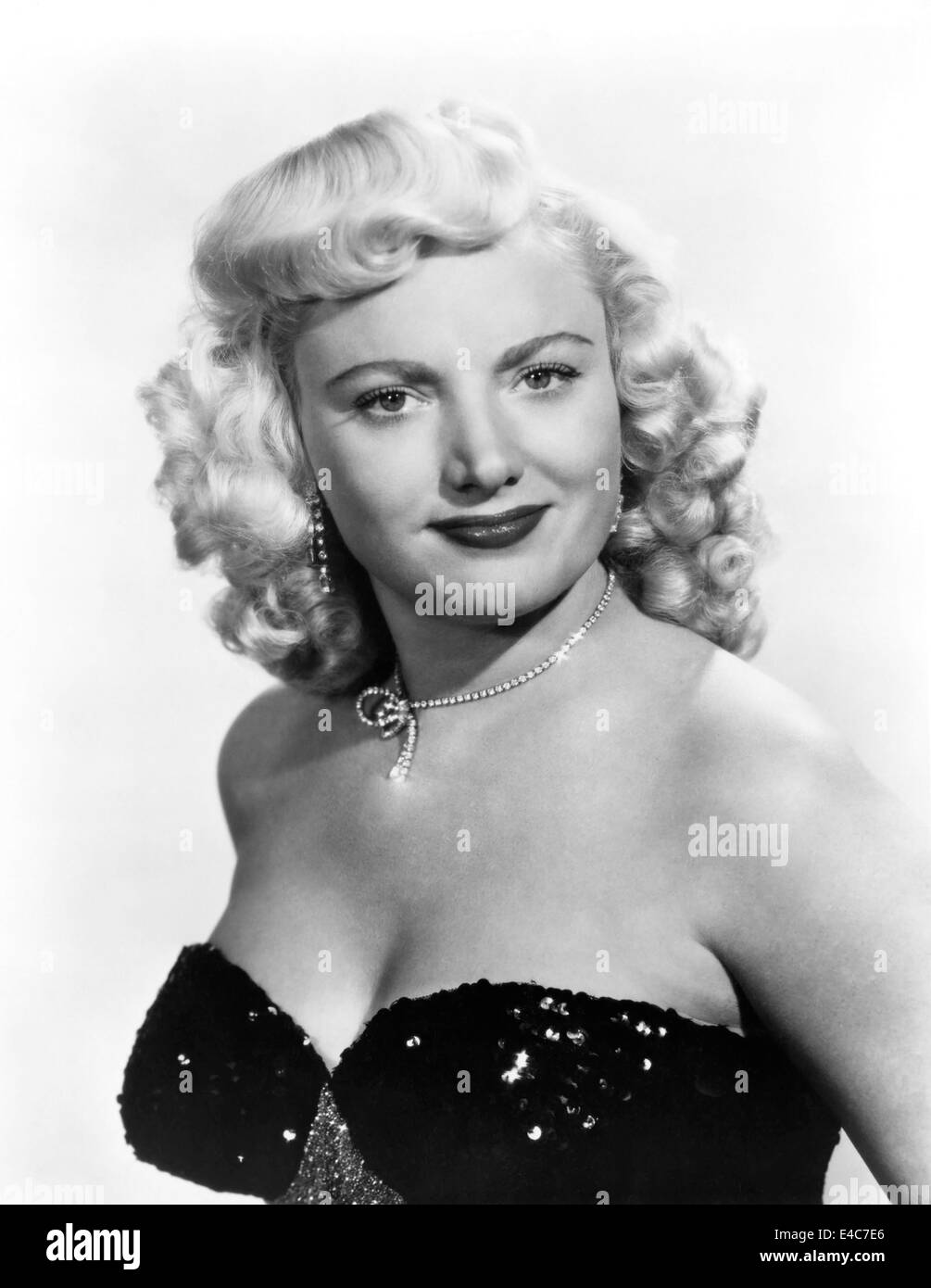 Dagmar, actrice, Portrait, vers le début des années 1950 Photo Stock - Alamy