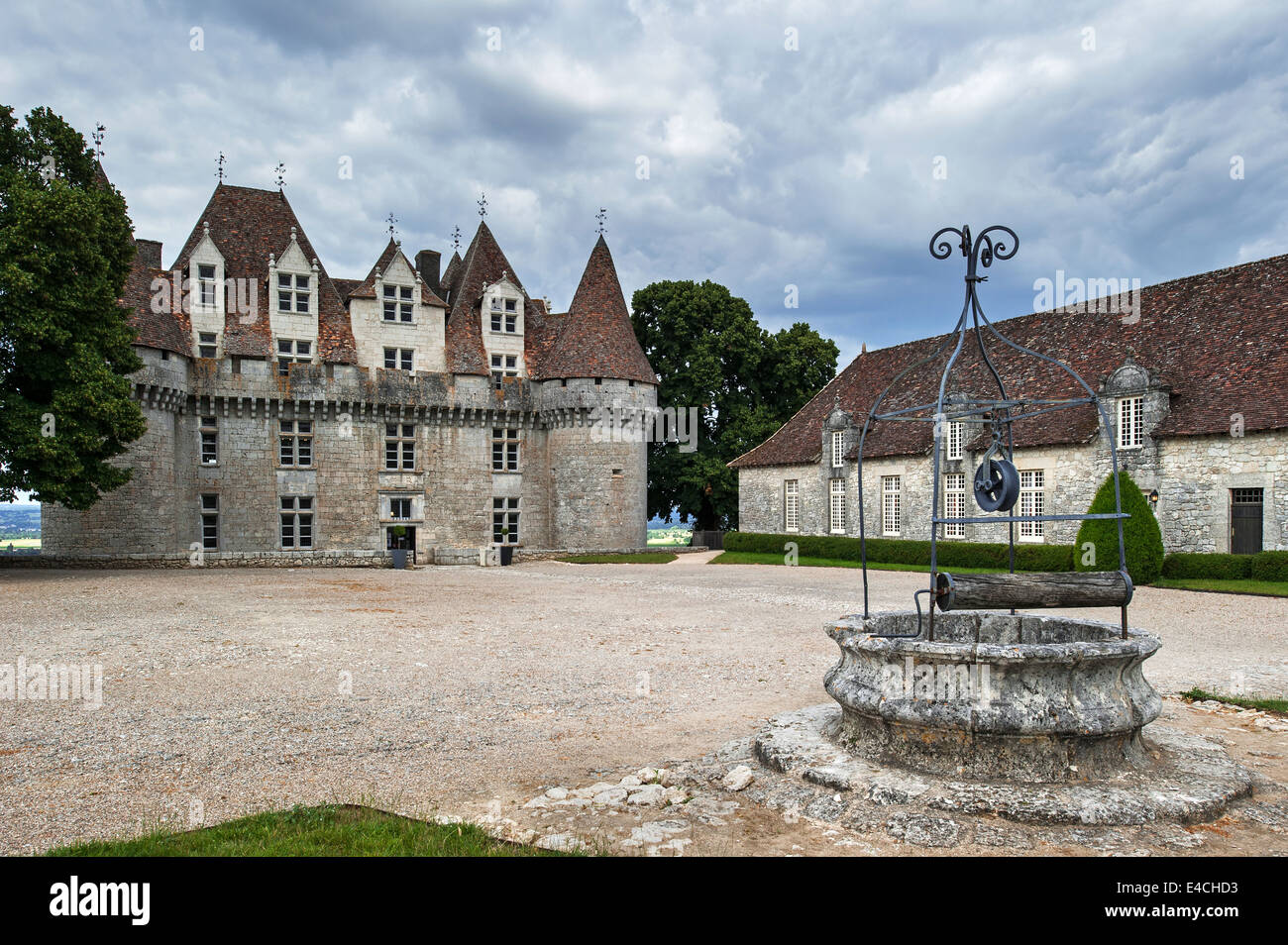 Le château Le Château de Monbazillac et l'ancien entrepôt de vin, Dordogne, Aquitaine, France Banque D'Images