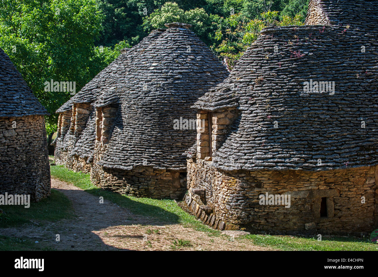 Les Cabanes du Breuil, cabanes en pierre sèche à Saint-André-d'Allas, dordogne, Périgord, France Banque D'Images