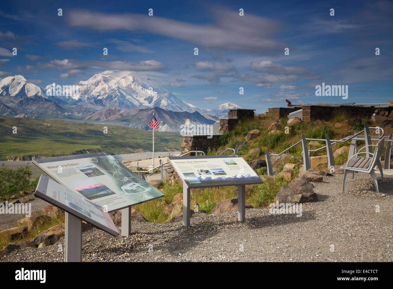 Mt McKinley, également connu sous le nom de Denali, de l'Eielson Visitor Center, le parc national Denali, en Alaska. Banque D'Images Mt McKinley, également connu sous le nom de Denali, de l'Eielson Visitor Center, le parc national Denali, en Alaska. Banque D'Images
