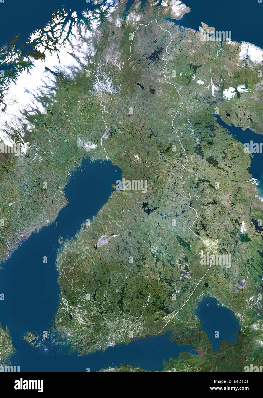 La Finlande, Europe, True Color Satellite Image avec bordure. Vue satellite de la Finlande (avec marges). Cette image a été compilé à partir de Banque D'Images