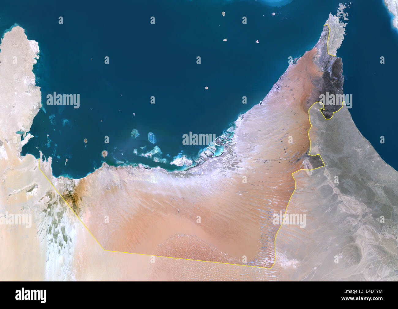 Emirats Arabes Unis, Moyen Orient, Asie, True Color Satellite Image avec masque et de la frontière. Vue satellite de Émirats Arabes Unis Banque D'Images