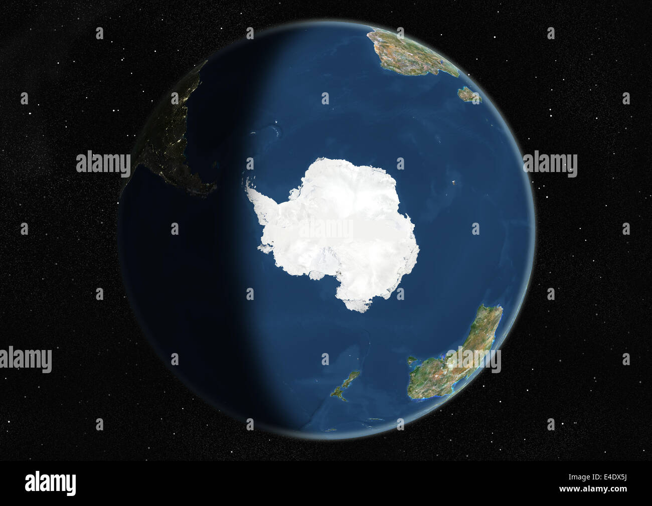 Monde centré sur le pôle Sud, True Color Image satellite. La couleur vraie image satellite de la Terre centrée sur le Pôle Sud Banque D'Images