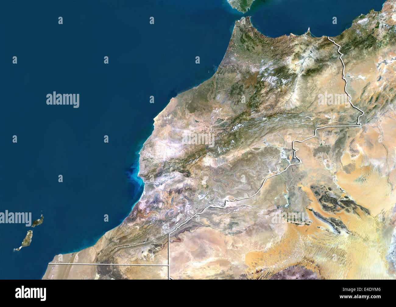 Le Maroc, True Color Satellite Image avec bordure Banque D'Images