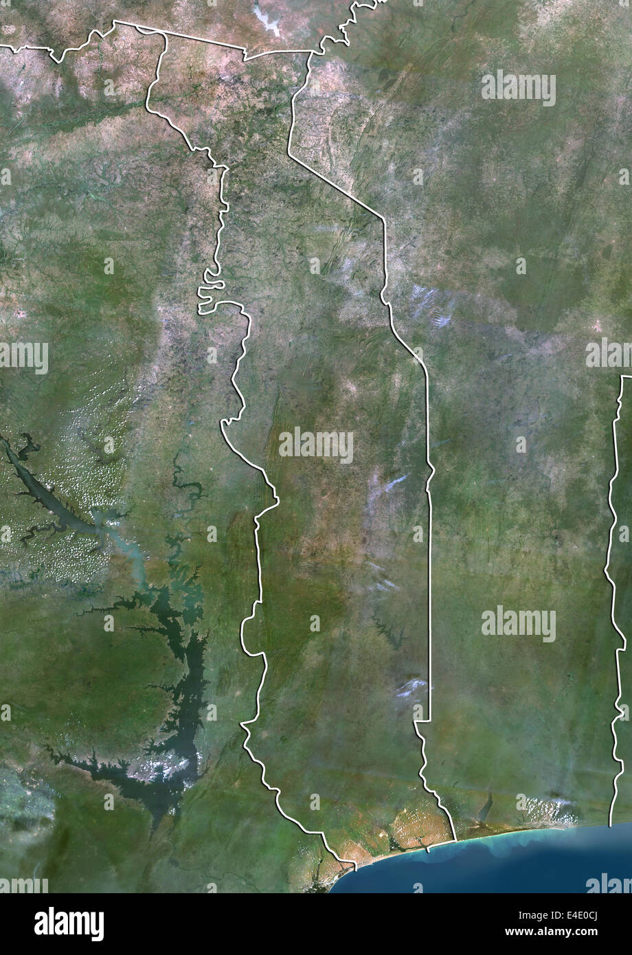 Le Togo, True Color Satellite Image avec bordure Banque D'Images
