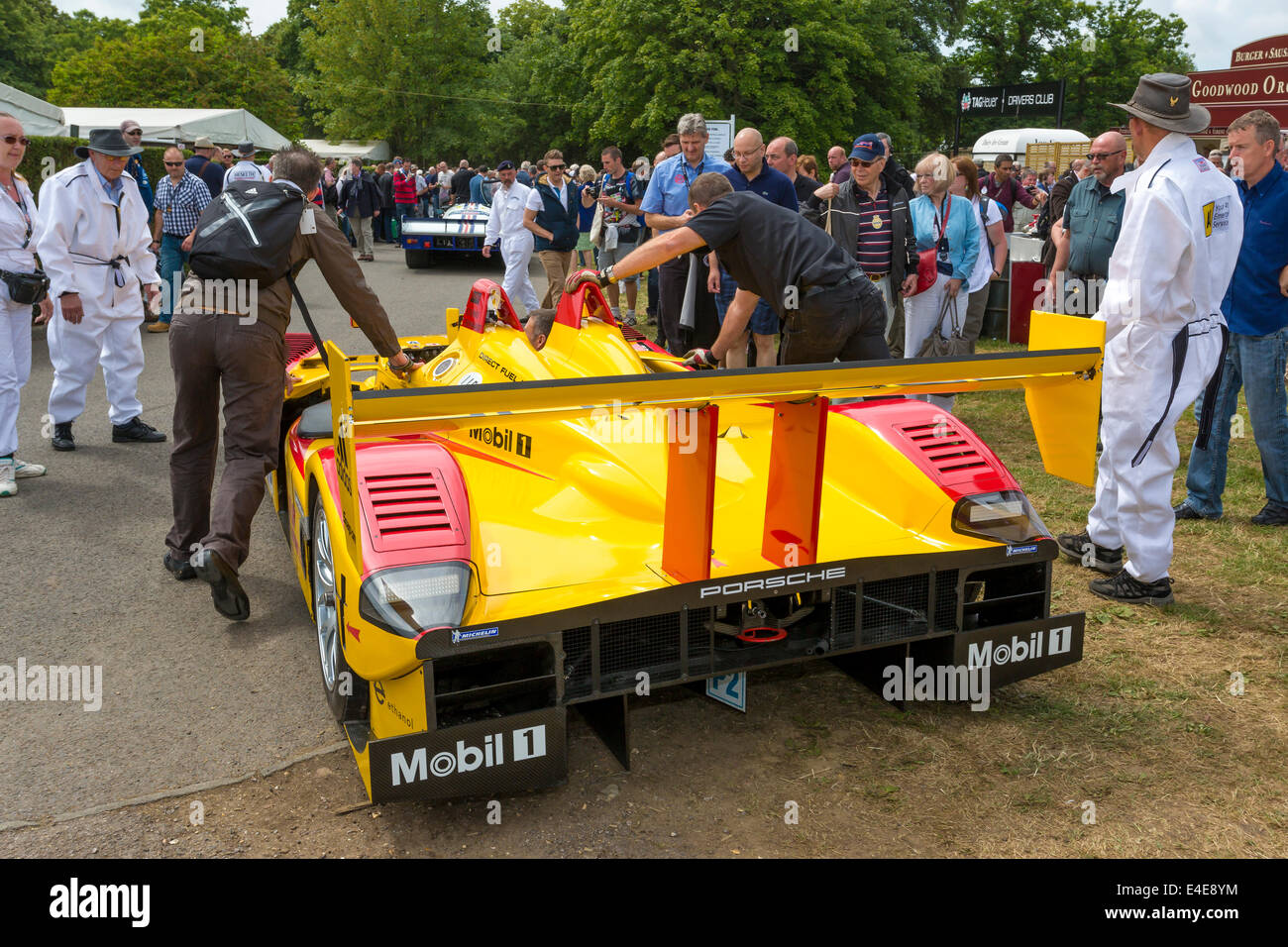 2008 Porsche RS Spyder LMP2 course d'endurance. Dans le paddock au Goodwood Festival of Speed 2014, Sussex, UK. Banque D'Images