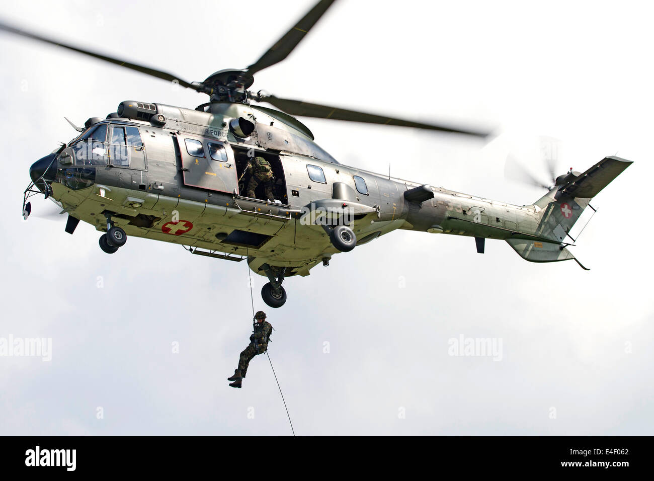 as332