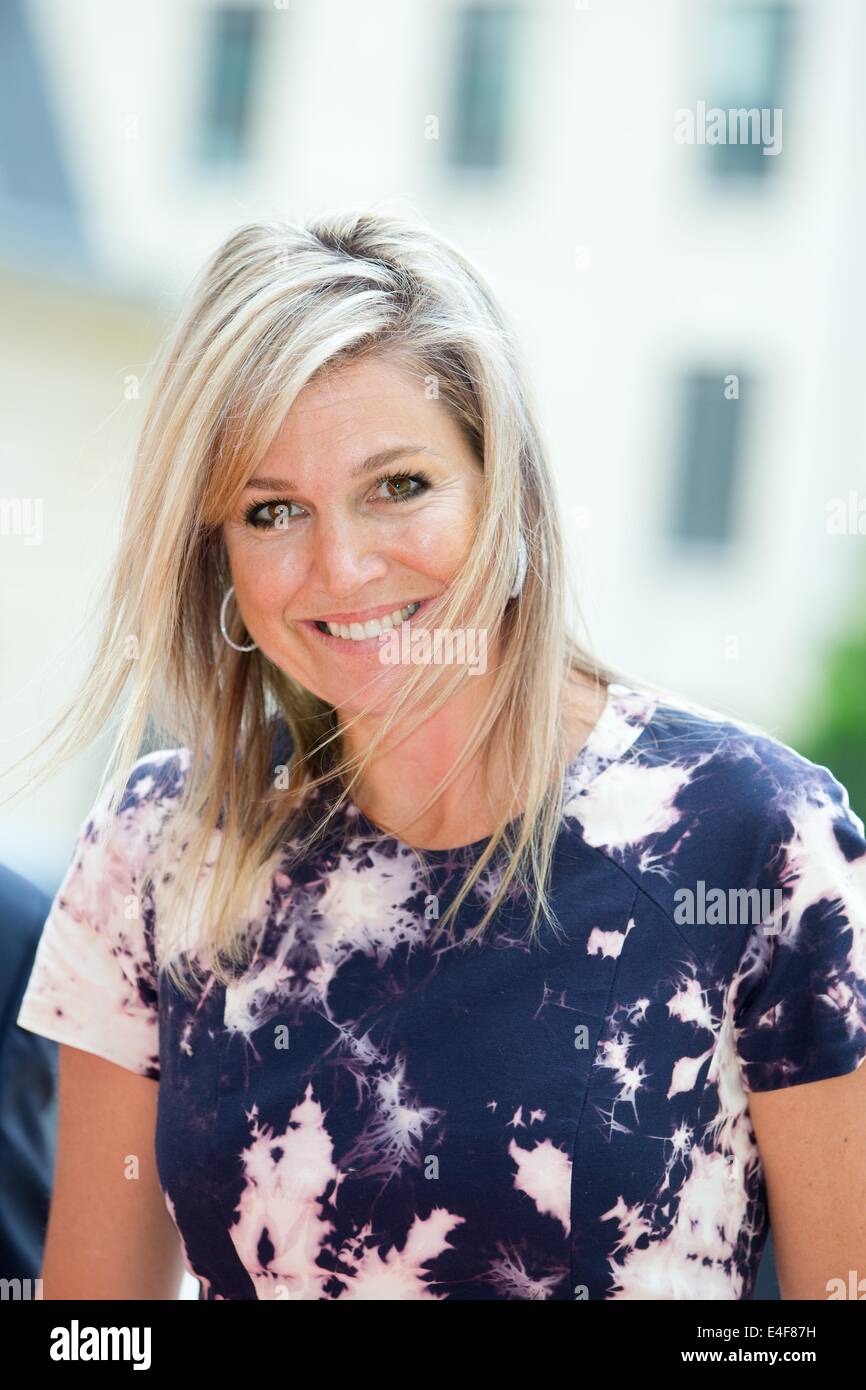 Paris, France. 09 juillet 2014. Reine Maxima des Pays-Bas s'occupe du lancement du premier rapport PISA de l'OCDE sur la littératie financière à l'OCDE (Organisation de coopération et de développement économiques) à Paris, France, 9 juillet 2014. Reine Maxima est le Secrétaire général de l ?s avocat spécial pour la finance inclusive pour le développement (UNCDF) et d'honneur de la G20 Partenariat mondial sur l'Inclusion Financière. Photo : Patrick van Katwijk/Pays-Bas ET FRANCE OUT - PAS DE SERVICE DE FIL/dpa/Alamy Live News Banque D'Images