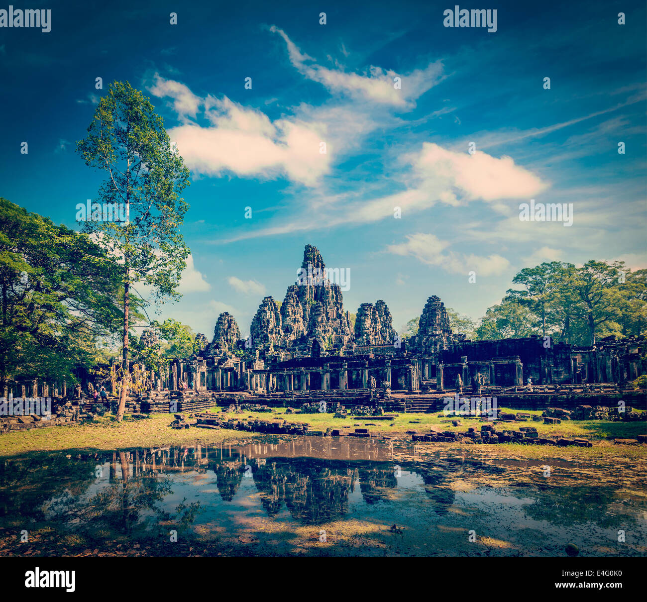 Effet Retro Vintage style hipster image filtrée voyage de temple Bayon, Angkor Thom, au Cambodge Banque D'Images