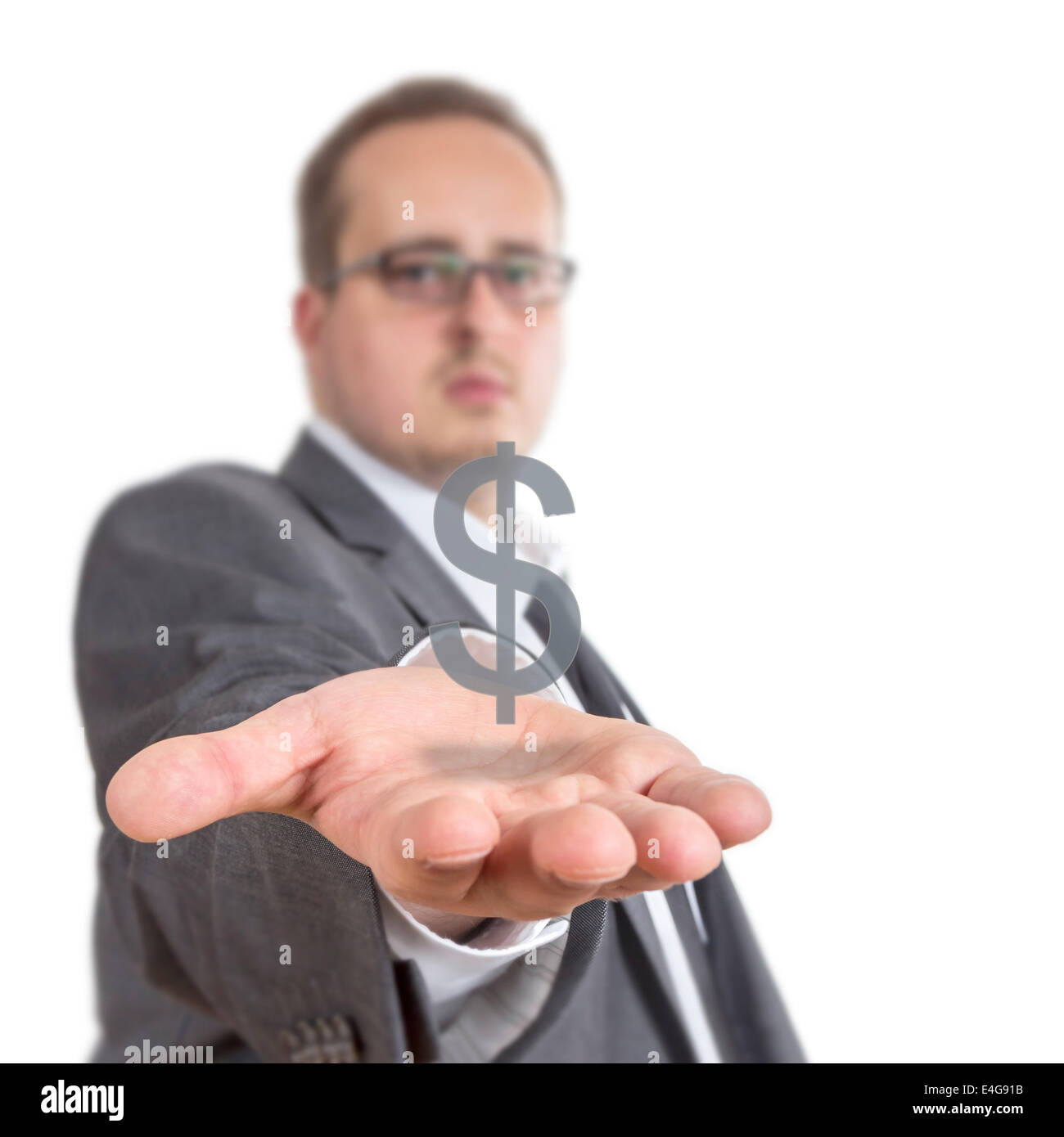 L'homme d'affaires atteint le bras avec un signe dollar flottant au-dessus de sa main. Isolé sur fond blanc Banque D'Images