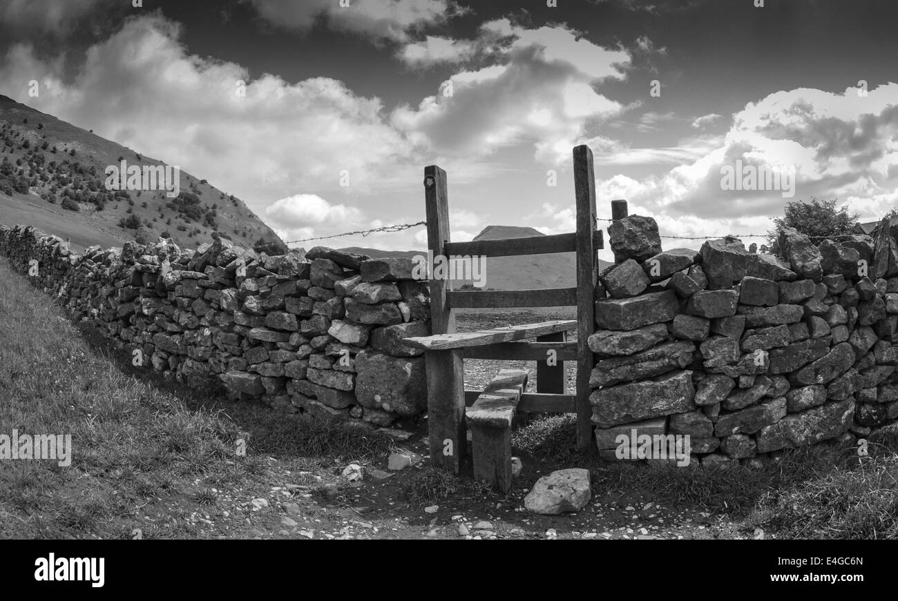 Peak District mur de pierre du parc Nation Banque D'Images