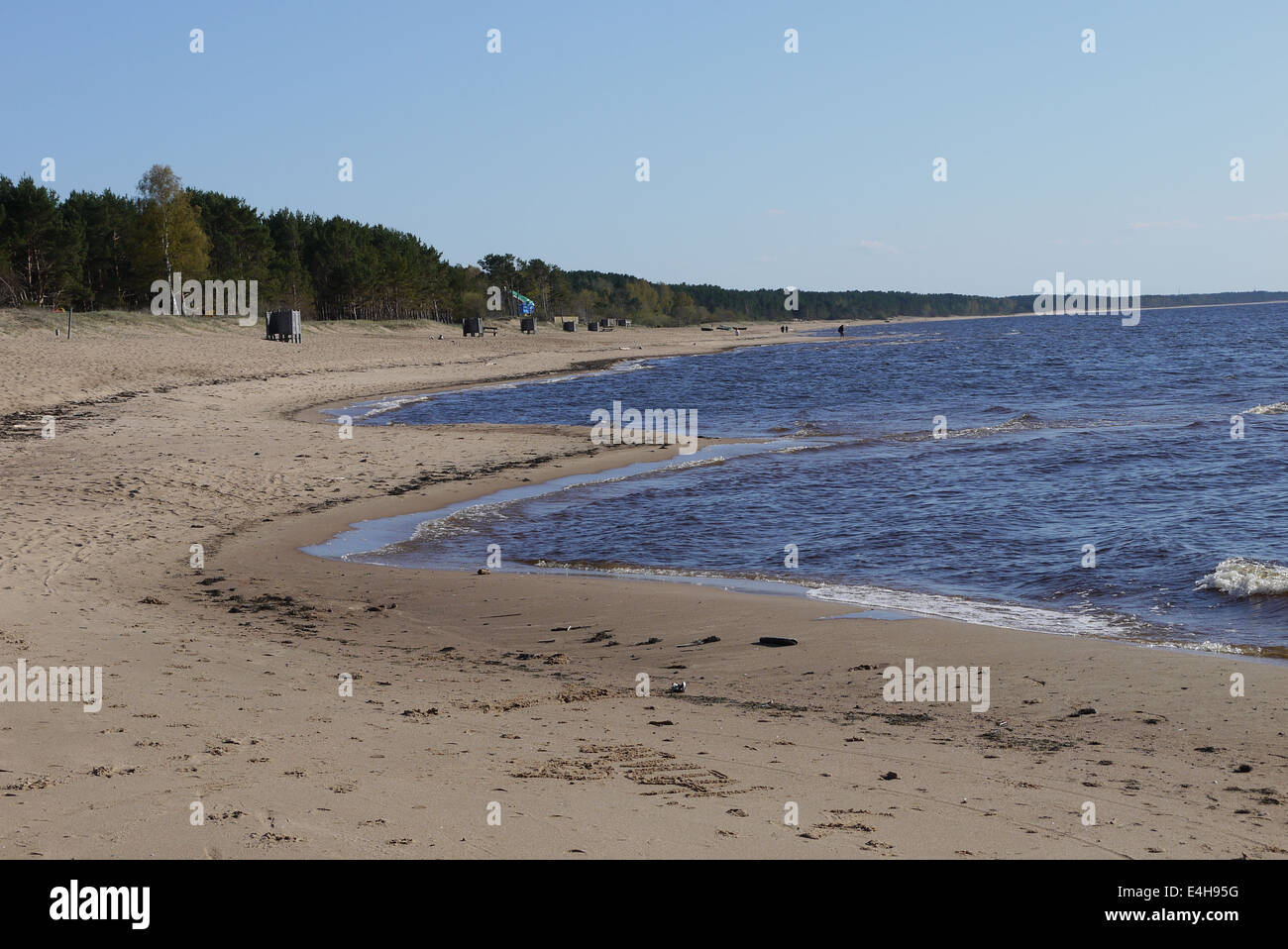 Plage de Lettonie, Golfe de Riga avec coeur de sable Banque D'Images