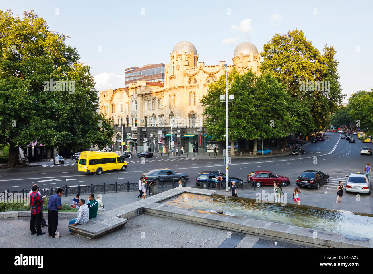 L'Avenue Rustaveli et carré, Tbilissi, Géorgie Banque D'Images