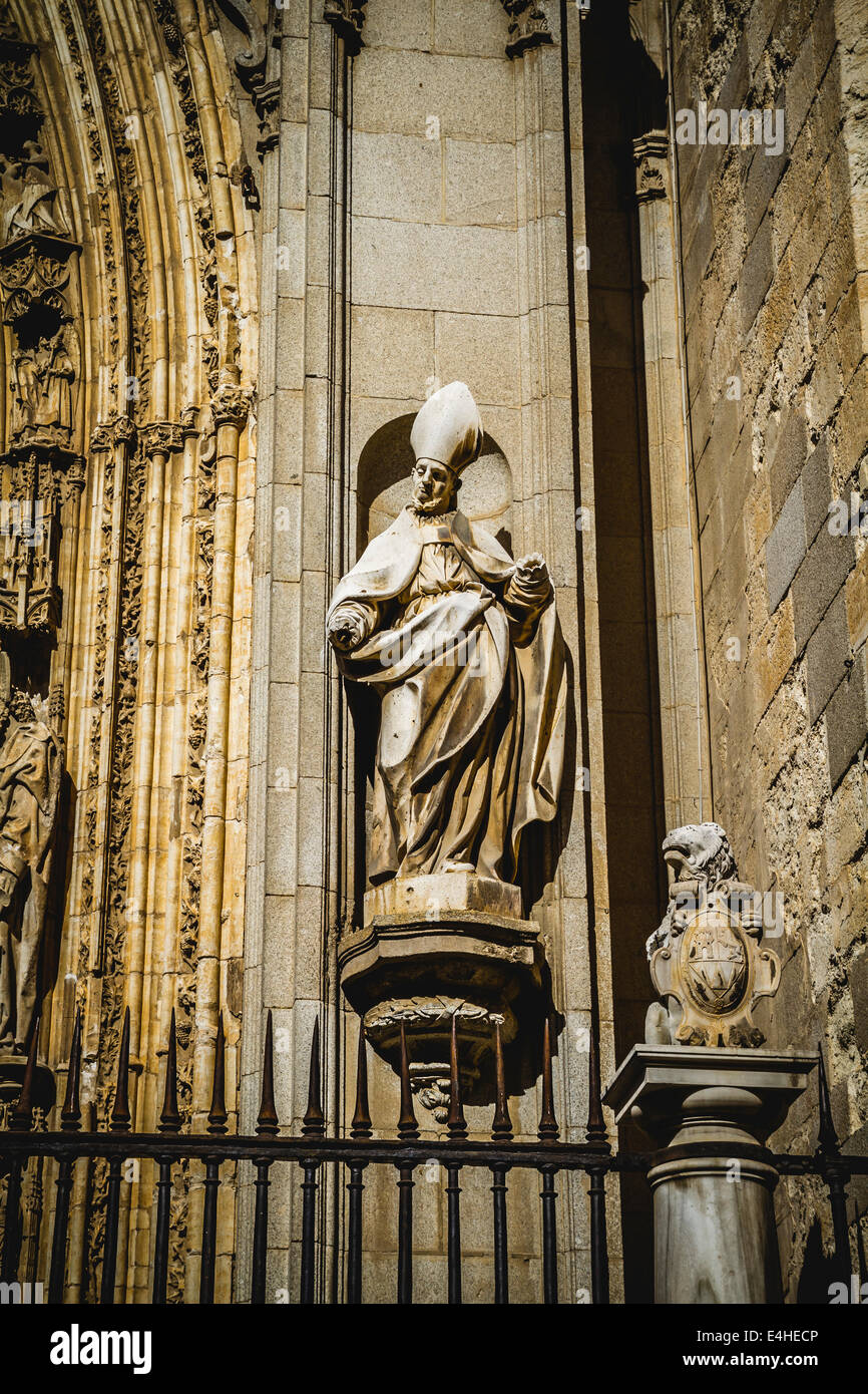 Façade de la cathédrale de Tolède, l'Eglise espagnole Banque D'Images