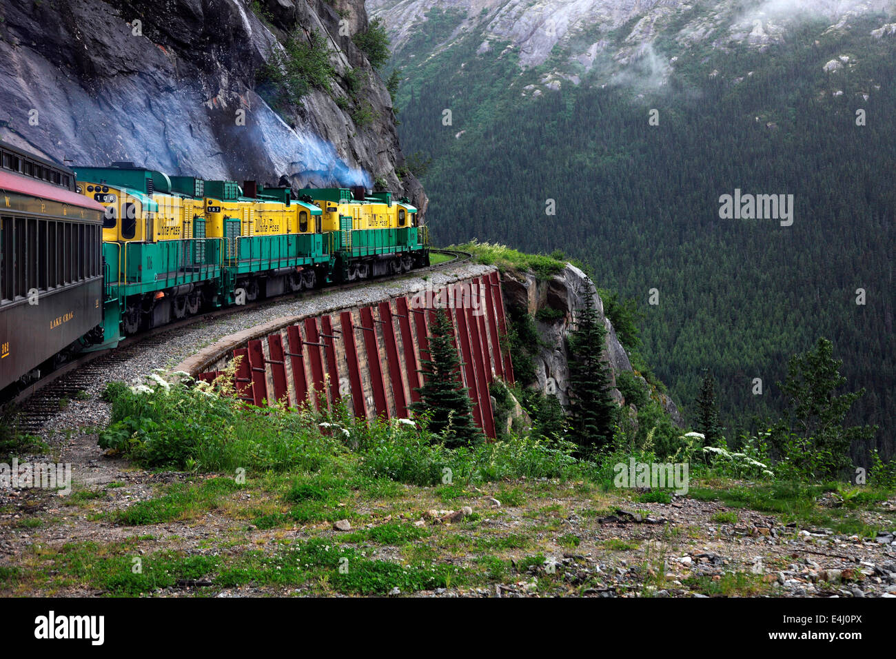 White Pass and Yukon Railway, sur la route vers les Banque D'Images
