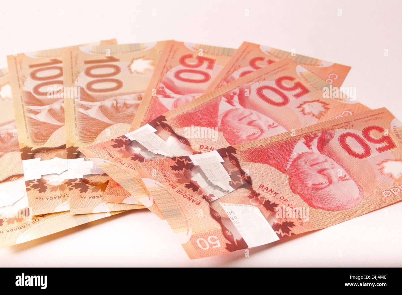 Service Canada et 50 ventilateur 100 dollar bills Banque D'Images