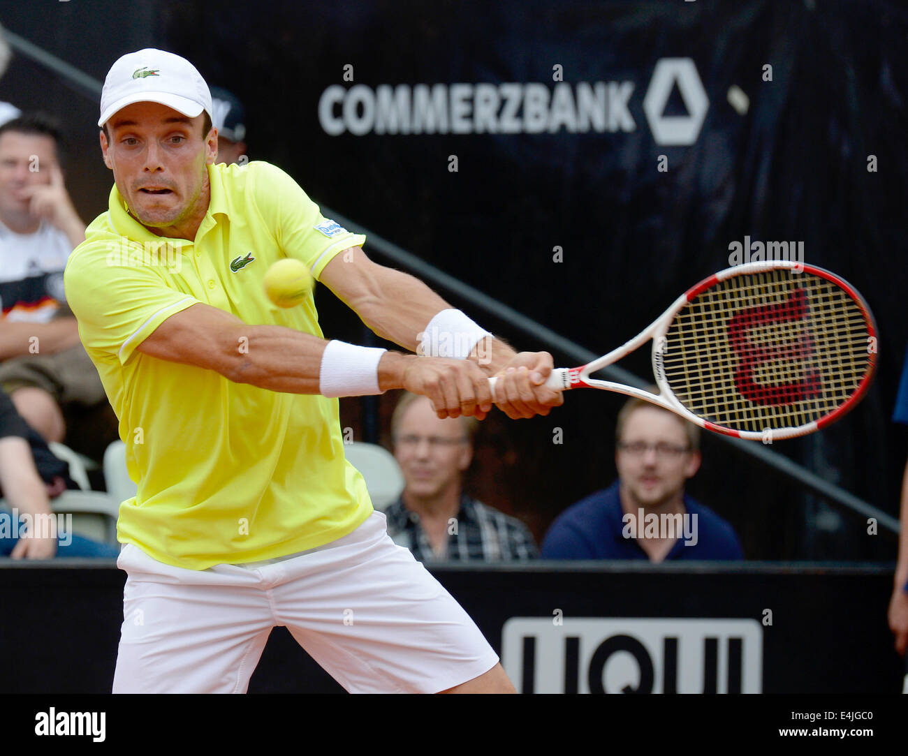 Stuttgart, Allemagne. Le 13 juillet, 2014. L'Espagnol Roberto Bautista Agut pendant le tournoi de tennis de l'ATP à Stuttgart, Allemagne, 13 juillet 2014. Photo : Daniel Maurer/dpa/Alamy Live News Banque D'Images