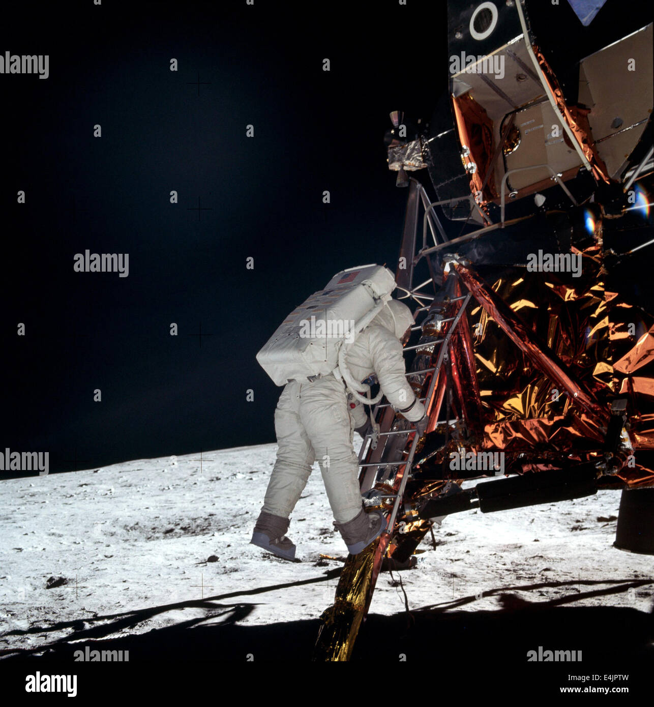 Buzz Aldrin en ordre décroissant de bain de Module lunaire au cours de la mission Apollo 11 sur la Lune Banque D'Images