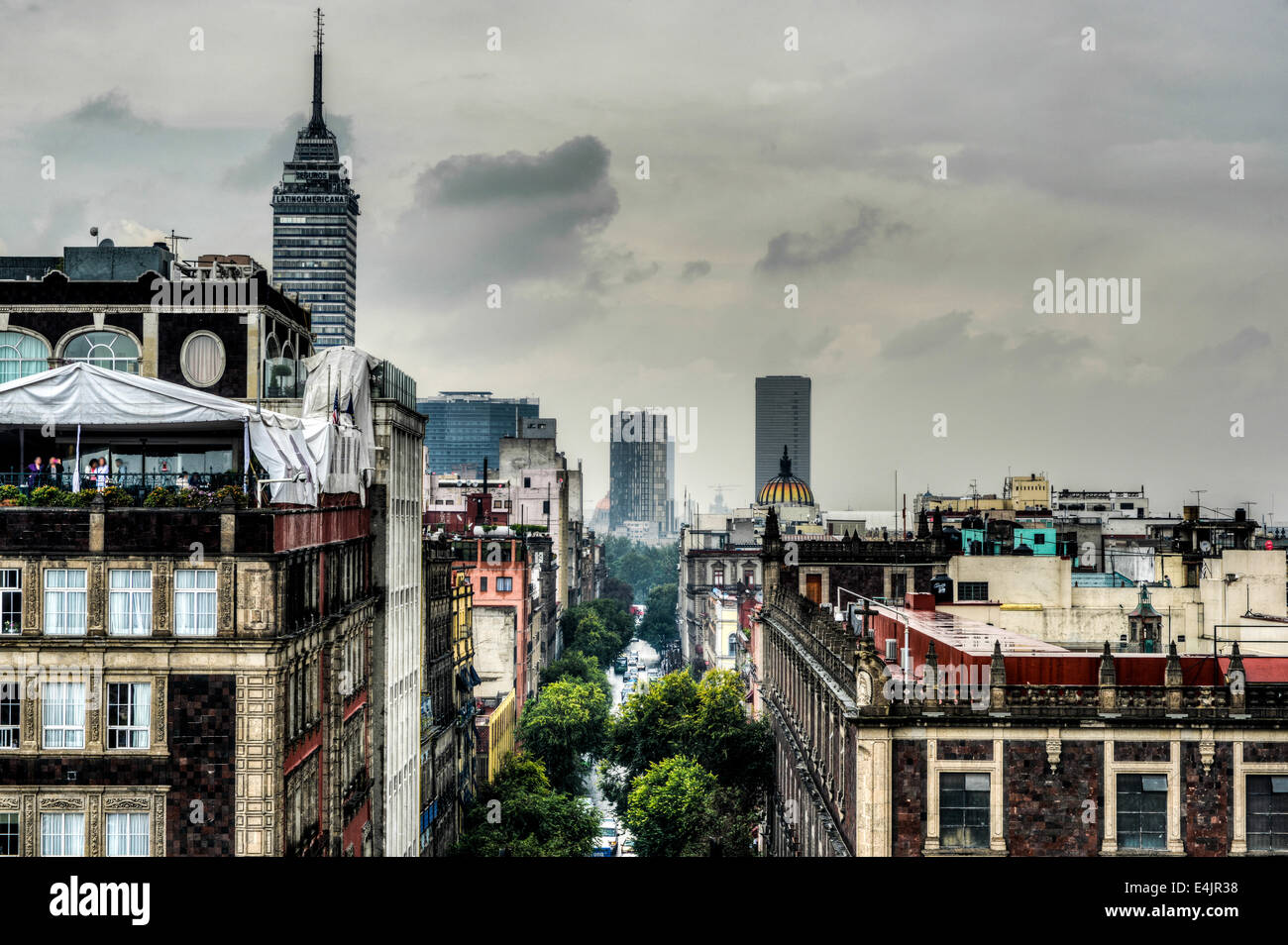 Vue aérienne de la ville de Mexico comme vu de la Cathédrale Métropolitaine. Banque D'Images Vue aérienne de la ville de Mexico comme vu de la Cathédrale Métropolitaine. Banque D'Images