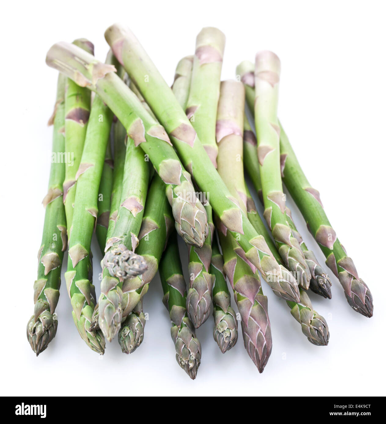 Les asperges isolé sur un fond blanc. Banque D'Images