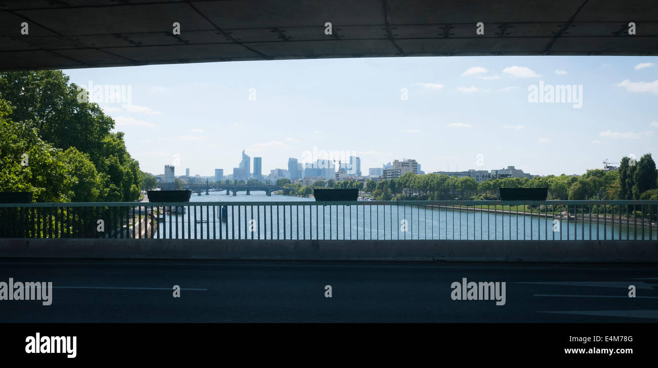 Pont de Clichy sur Asnières-Gennevilliers aller contre Paris. Banque D'Images