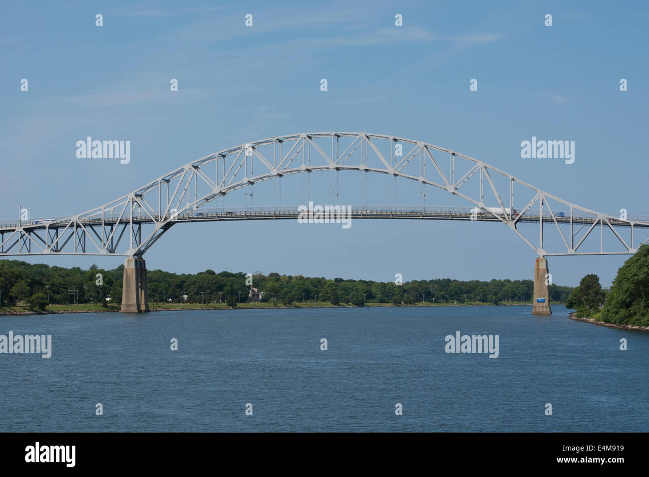 Le Massachusetts, Cape Cod, Atlantic Intracoastal Waterway. Cape Cod Canal, pont. Banque D'Images