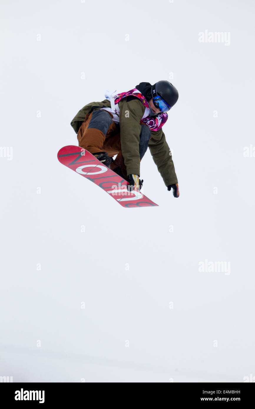 David Habluetzel (SWI) en compétition en snowboard halfpipe aux Jeux Olympiques d'hiver de Sotchi en 2014, Banque D'Images