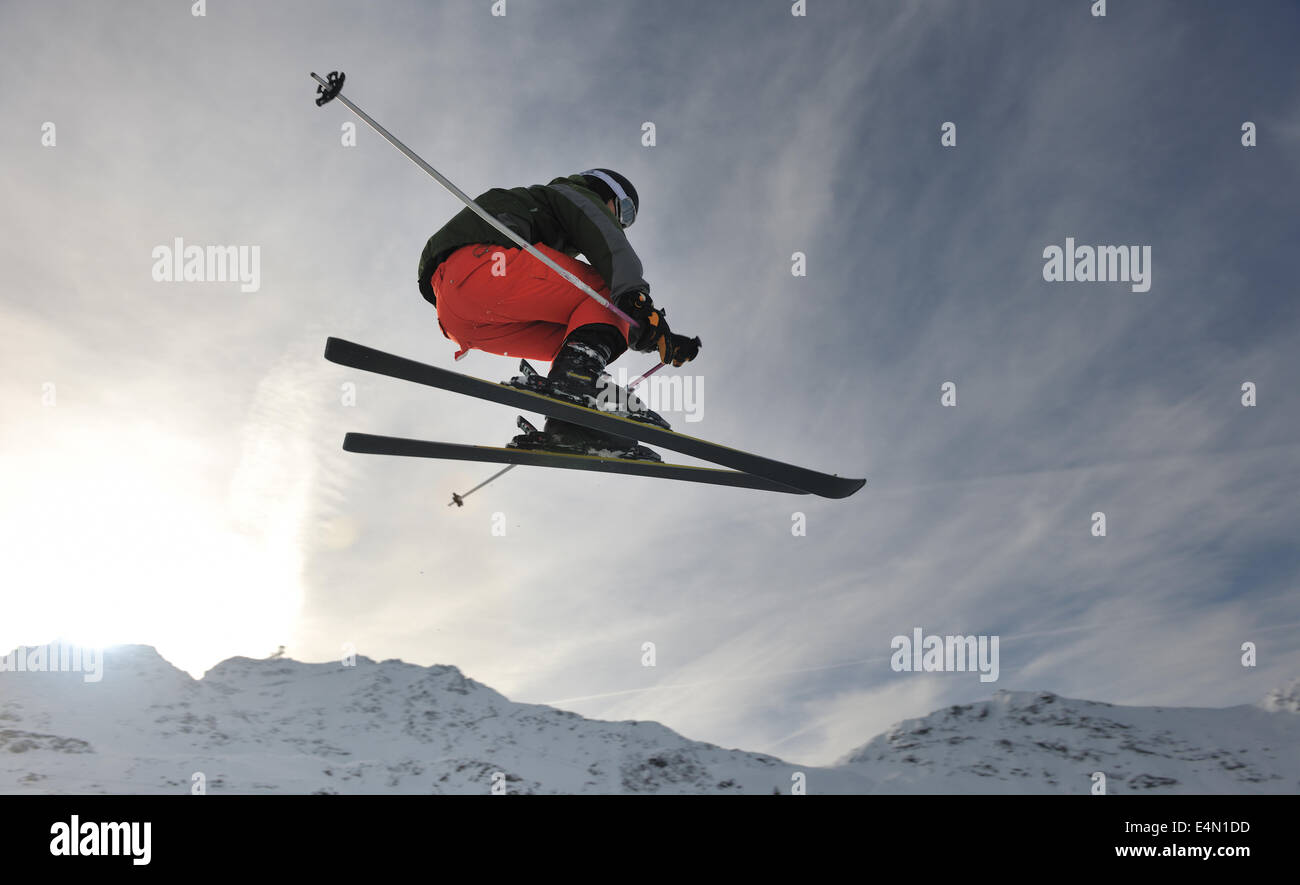 Saut à ski freestyle extrême Banque D'Images