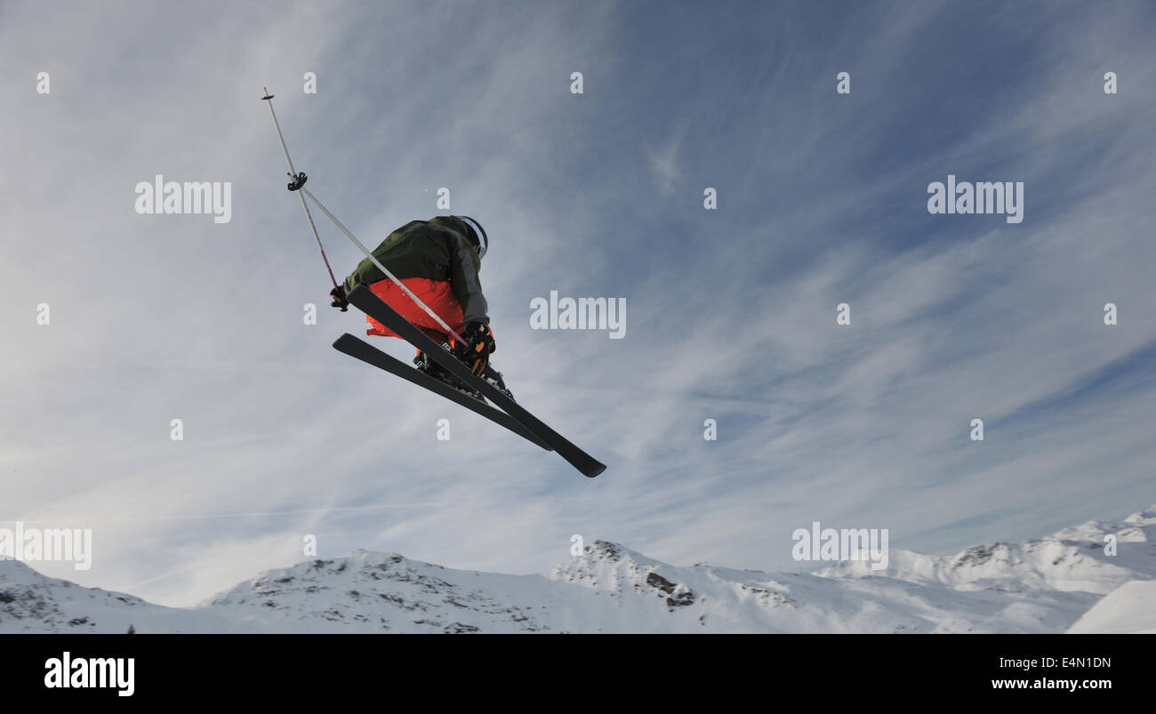Saut à ski freestyle extrême Banque D'Images